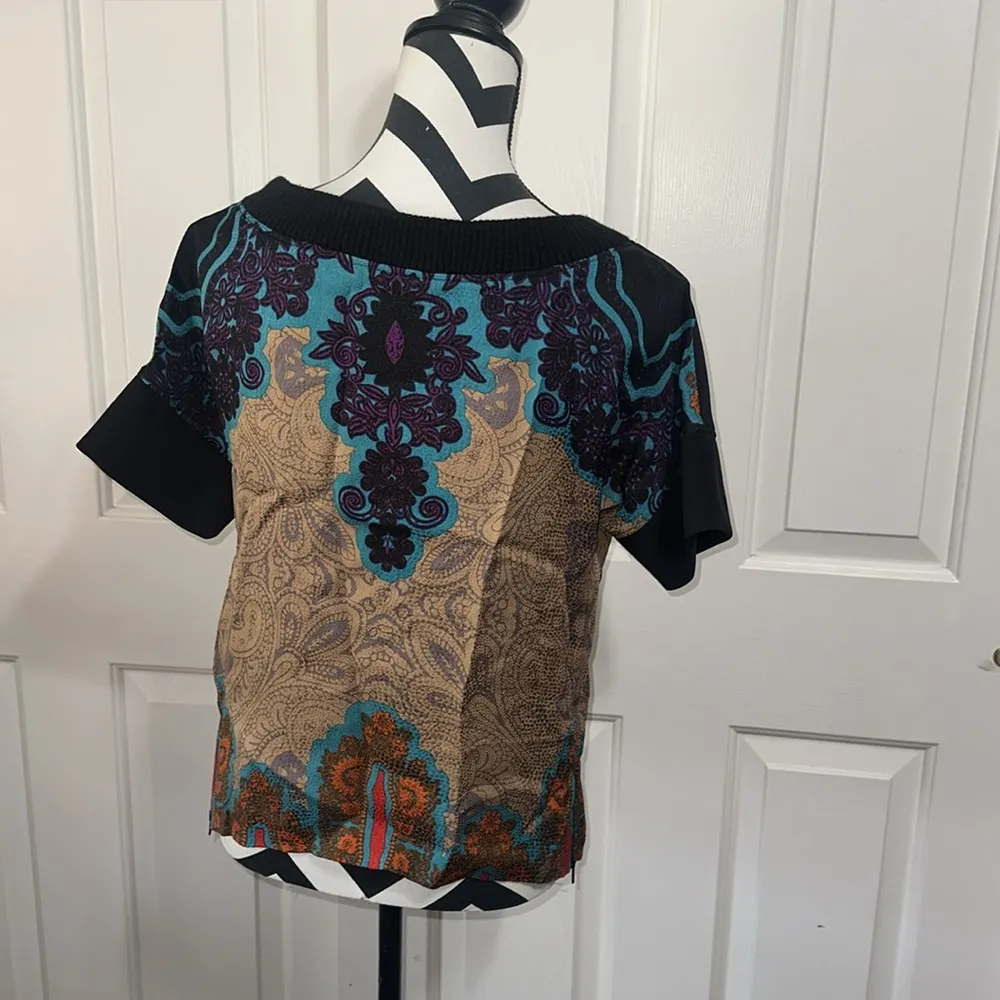 TRACY REESE Embellished Black and Tan Women's Top - Image 4