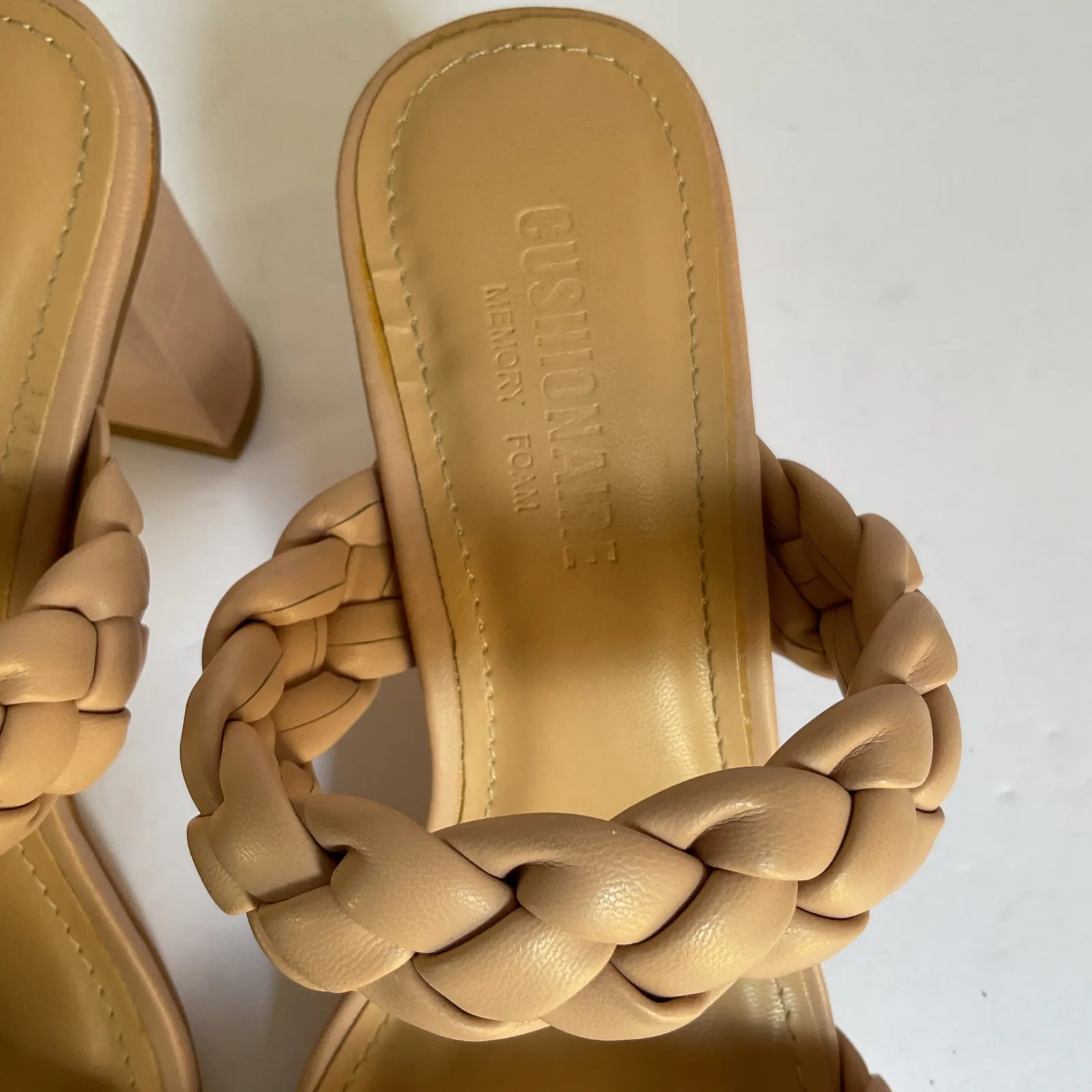 Wide Cushionaire Iris Braided Block Heel Sandals Nude Size 8W Square Toe - Image 6