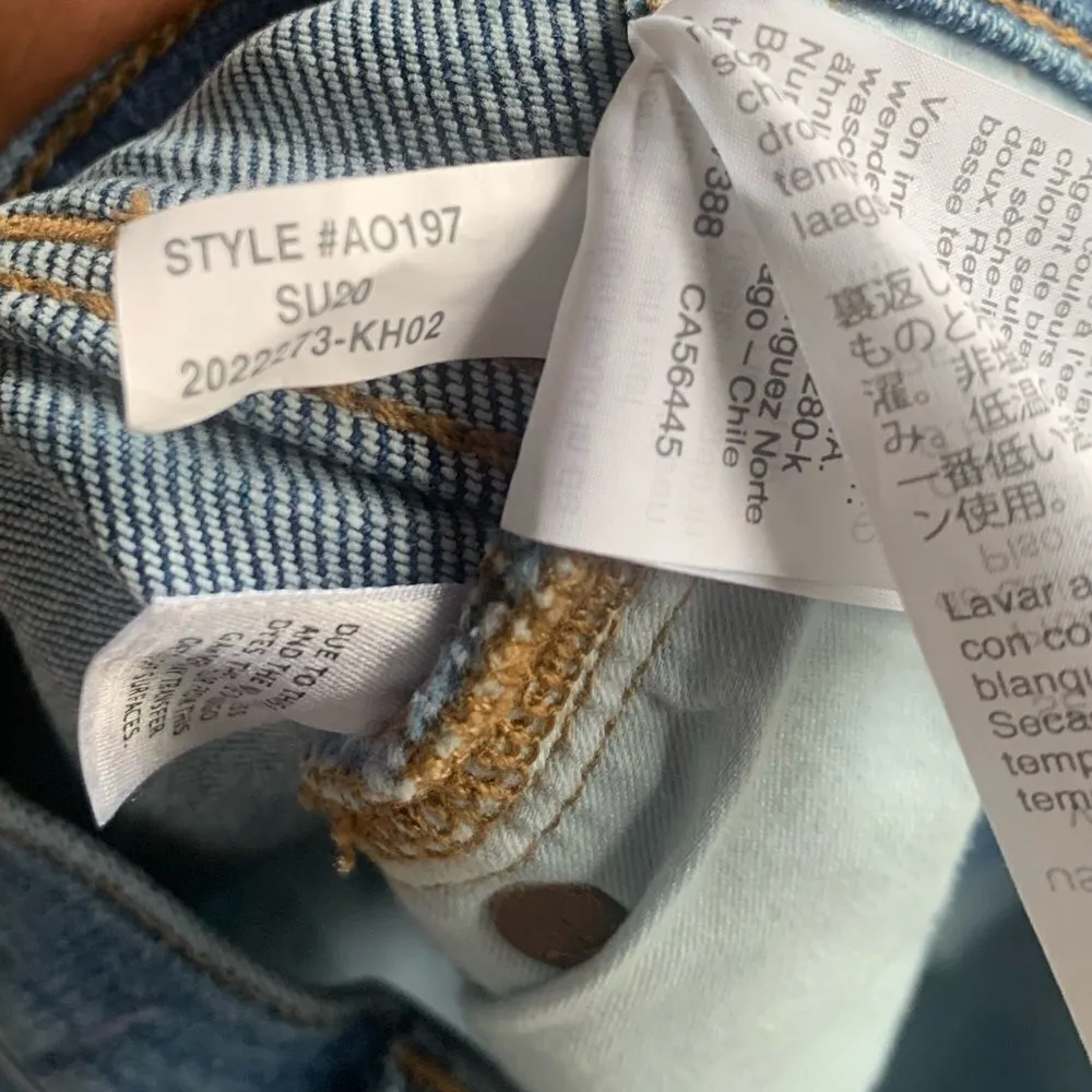 Madewell High-Rise Denim Shorts in Quintell Wash: TENCEL™ Lyocell Edition - Image 5