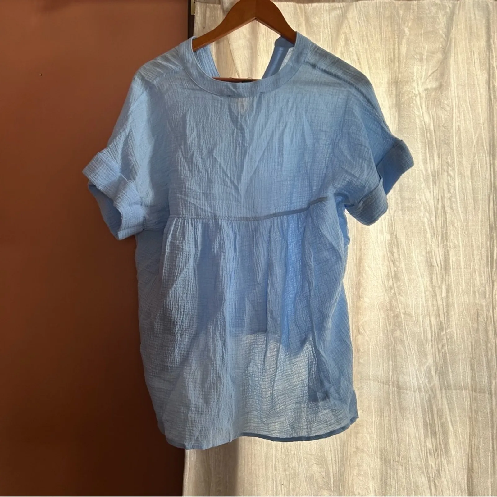 Tommy Hilfiger‎ Gauze Popover Shirt Short Sleeve Light Blue Notch V-Neck Top NWT - Image 3