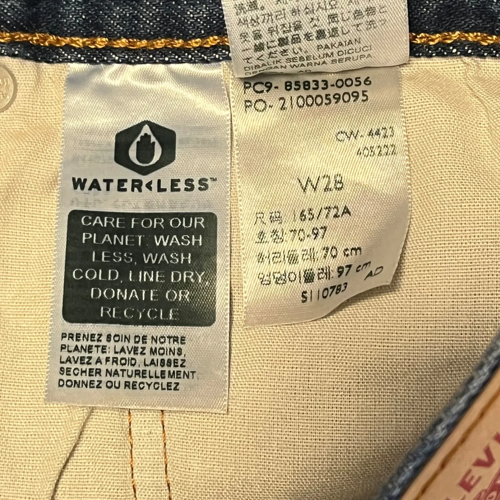 Levi's 501 Women's Original Fit Denim‎ Button Fly Blue Jean Shorts W28 - Image 4