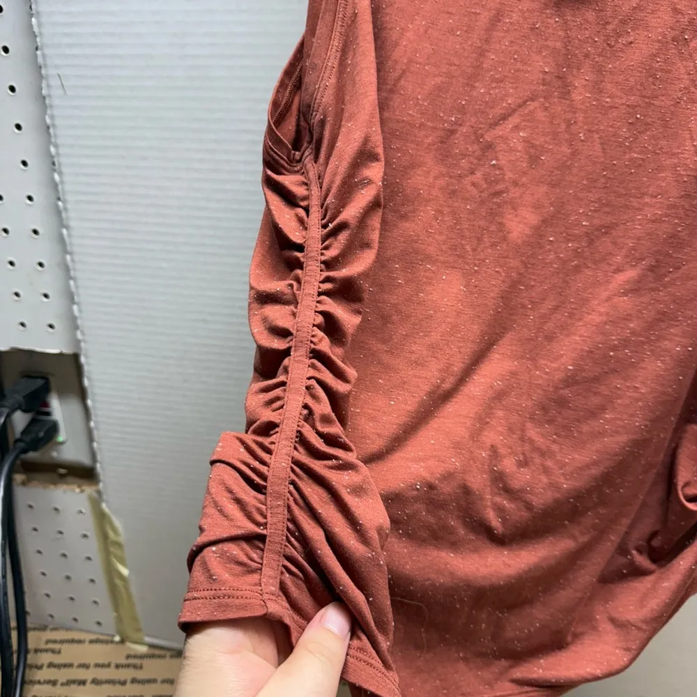 See the Horizon Mock Tee Tank - Image 3