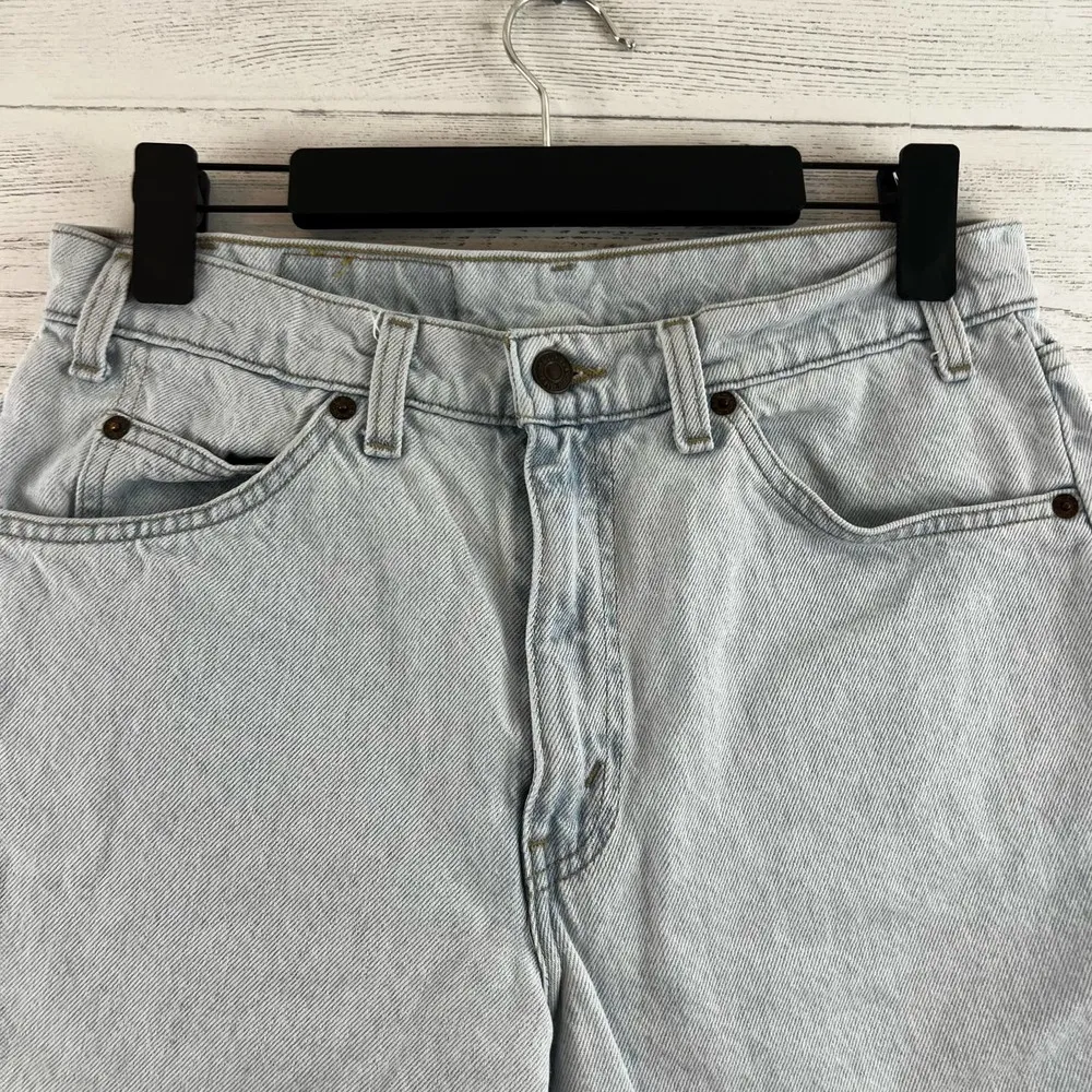 Levi’s Light Wash 550 Orange Tab Bermuda Denim Shorts Size 32 - Image 3