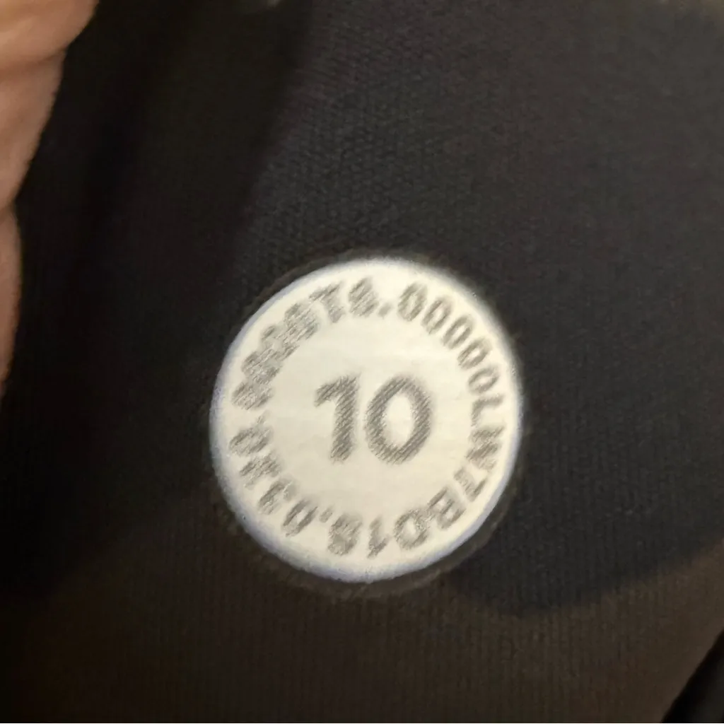 Lululemon Fast and Free Short 10" *Non-Reflective
Heritage 365 Camo Brown Earth - Image 6