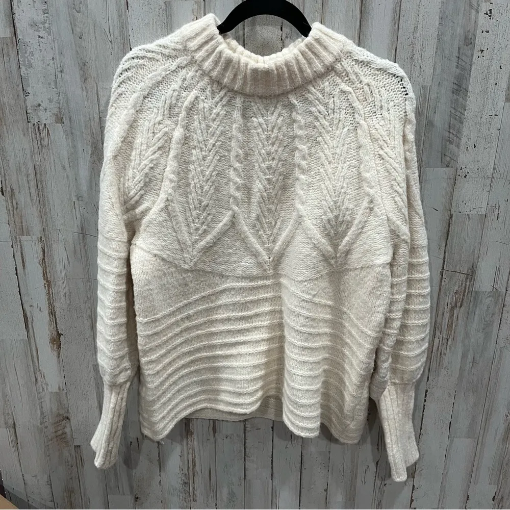 Universal Thread Ivory Puff Sleeve Sweater Crewneck Femme - Image 4
