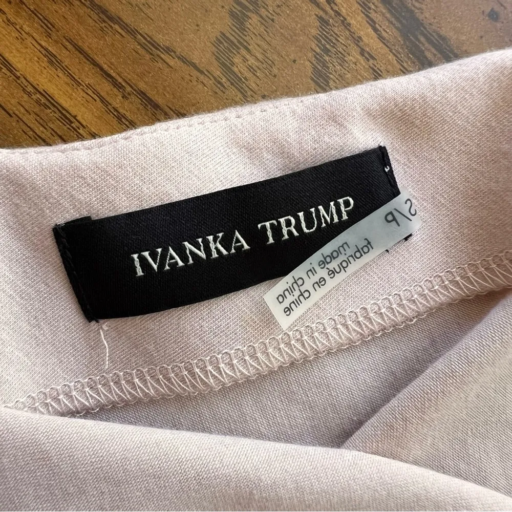 Women’s Long-sleeve Pink Blouse Jersey Style, Black Lace Size Small - Image 7