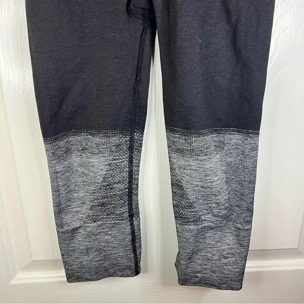 Lululemon Womens Seamlessly Street Crop Hombre Black Grey Size Small Active Yoga - Image 9