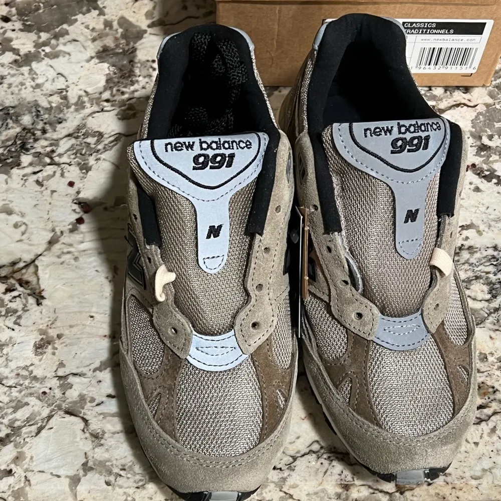 New Balance 991 MiUK JJJJound Grey Olive Size 5.5 IN HAND - Image 3