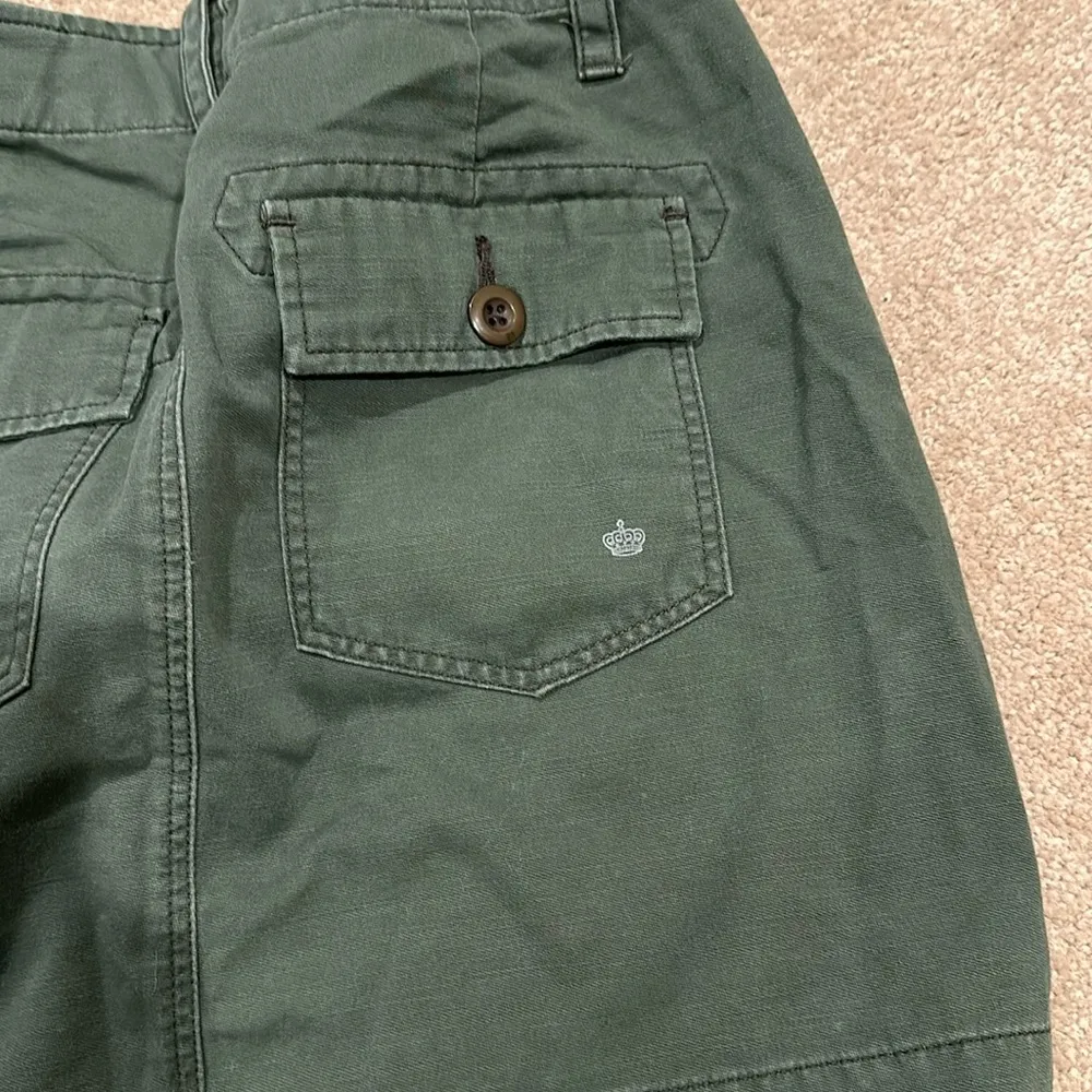 G1 Goods Green Mini Skirt Size 0 flaw missing button - Image 6