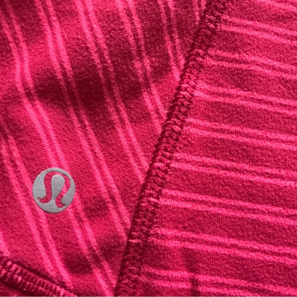Lululemon  think fast berry pink striped pullover shirt size 6-8 - Image 6