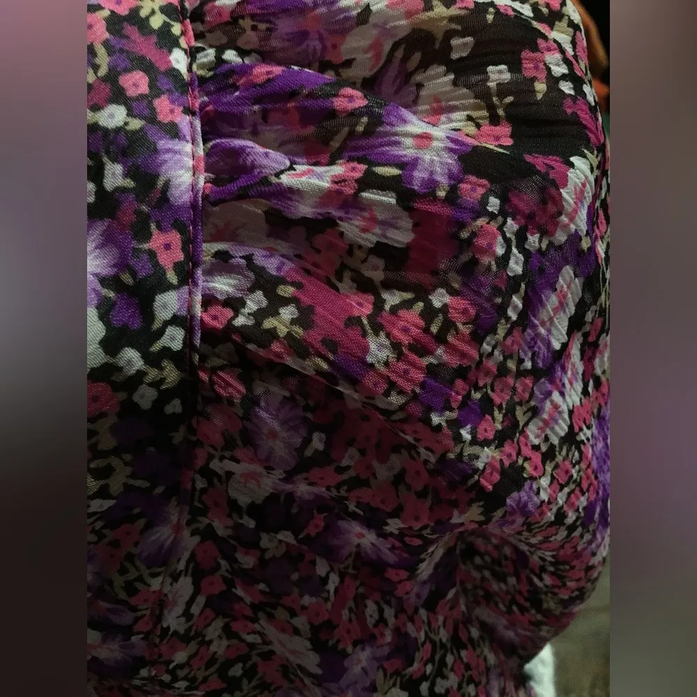 Allen B Pretty Floral Blouse🌸 - Image 2