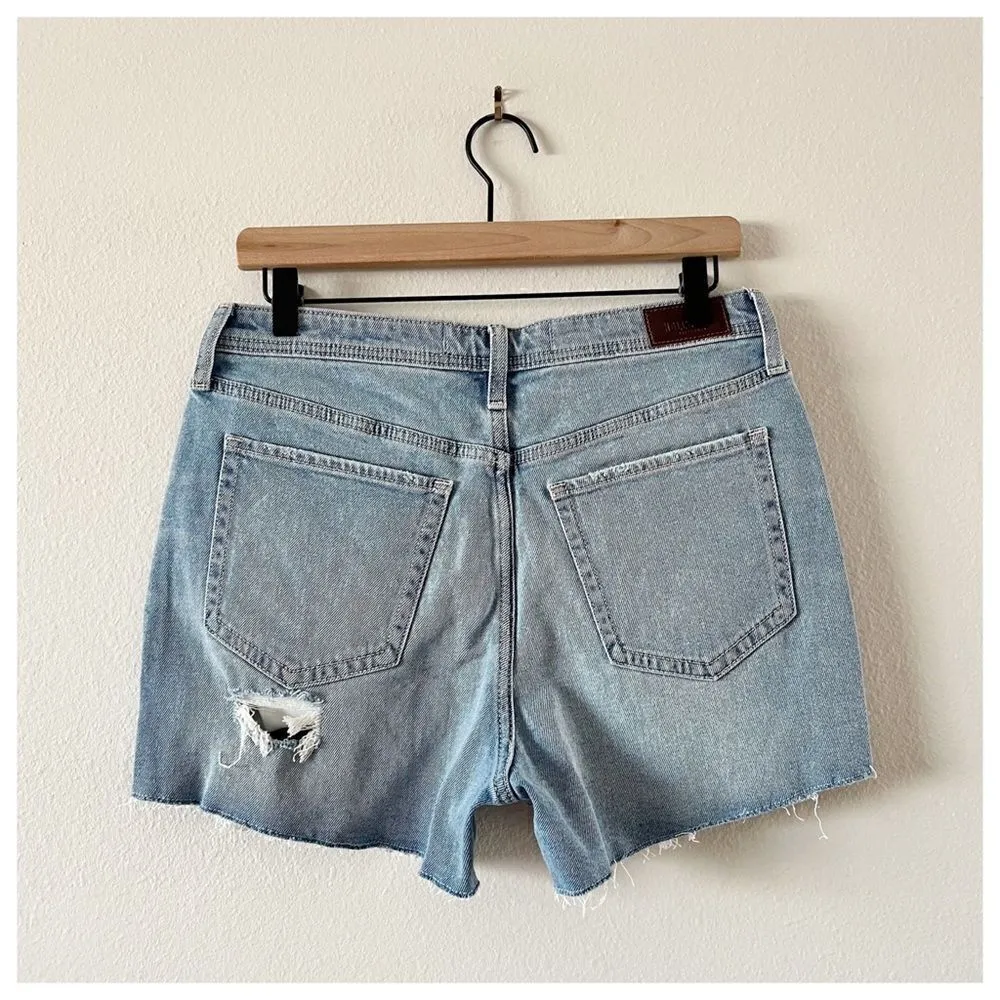 Hollister Ultra High Rise Button Fly Mom Jean Shorts Sz 9/29 - Image 3