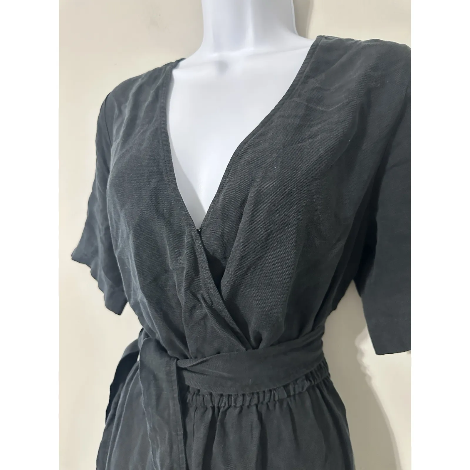 VETTA Capsule Black Wrap Jumpsuit Short Sleeve Wide Leg Tencel Linen Size M EUC Size M - Image 5