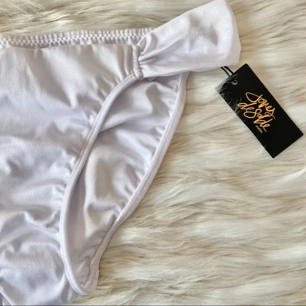 Revolve Joues De Sable White Pearl Bikini Bottoms - Image 83