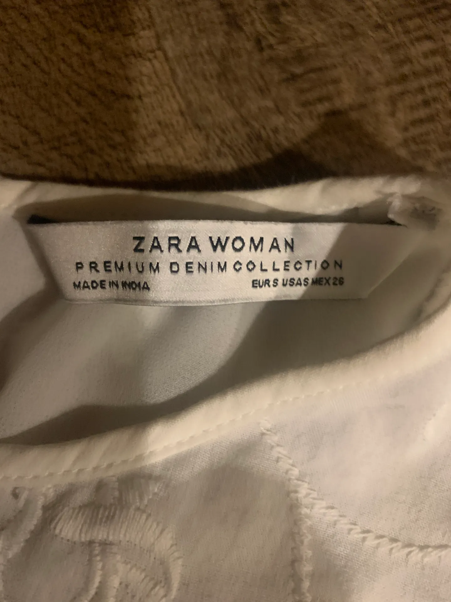 ZARA Pretty White Embroidered Top - Image 7