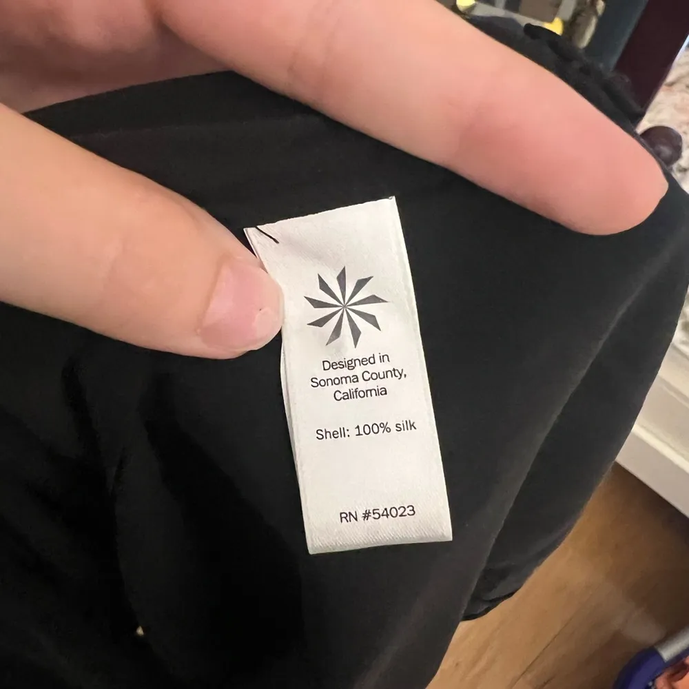 Athleta CYA HighNeck Tank Washable Silk Side Slit Black Activewear Gym Size XXS - Image 6