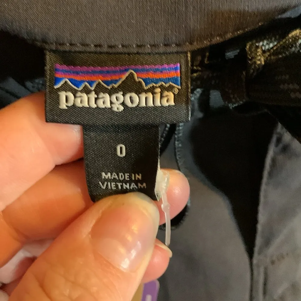 NWT Patagonia Black Board Shorts Size 0 - Image 4
