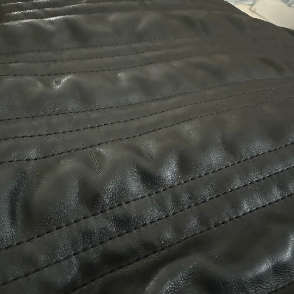 EUC Urban Originals Australian Luxury Brand! - Image 2