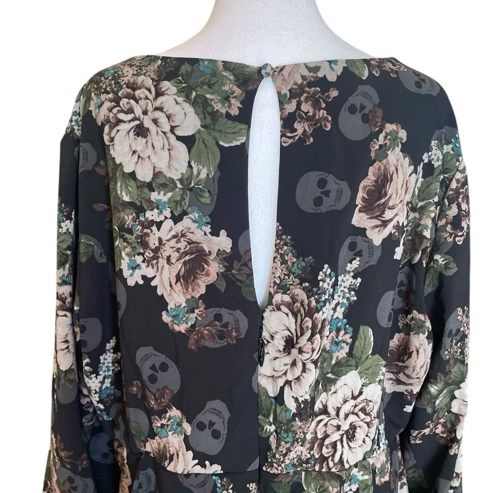 Torrid Flowers and Skull Print Blouse Peplum Crepe Sweetheart Neck Womens 2X - Image 6