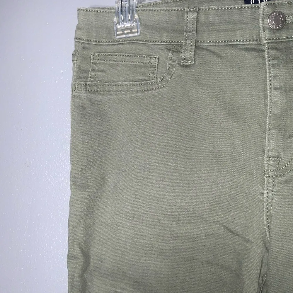 Gap Sage Green Cropped Skimmer Mid Rise Denim Leggings 5 Pockets Size 8 - Image 5