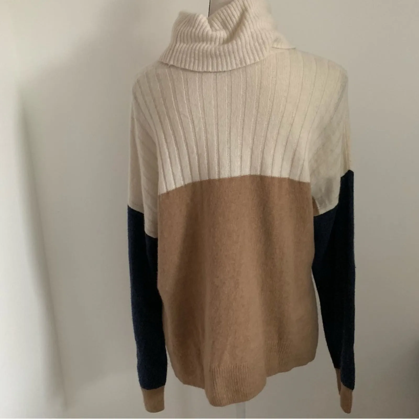 Madewell Wool Blend Colorblock Cowl Neck Turtleneck Sweater Cream Tan Navy Blue - Image 2