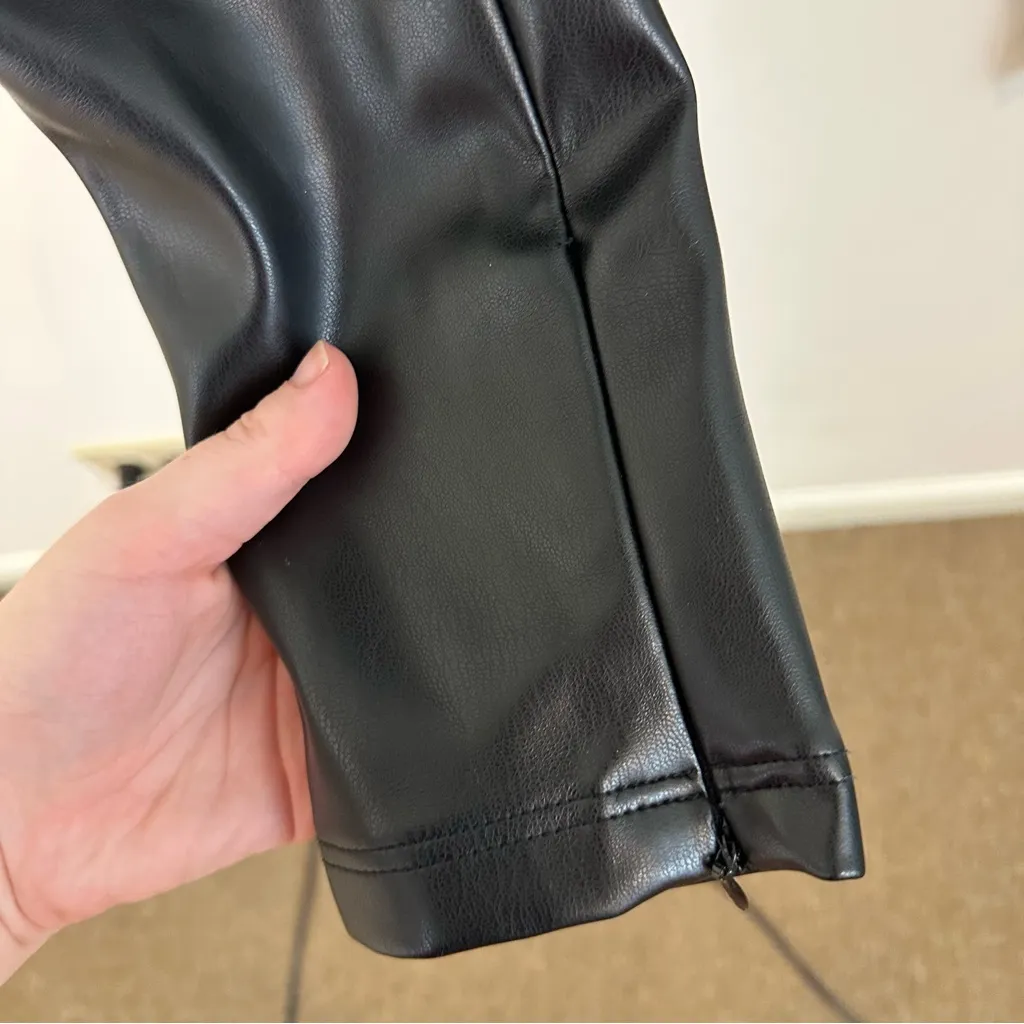 Leau Black Faux Leather Zip Ankle Pants Skinny Fit Size Small - Image 4
