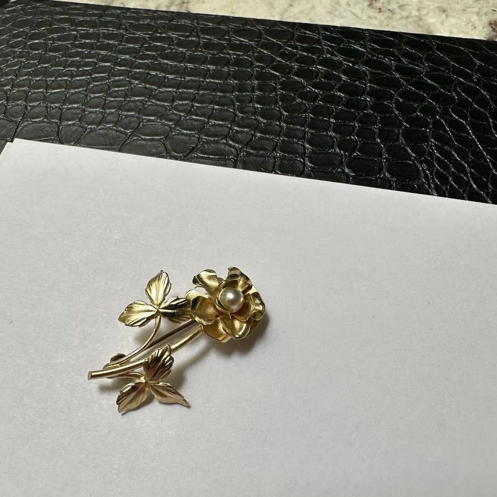 Made In West Germany Matte Gold Tone Flower Faux Pearl Brooch Pin - Image 2