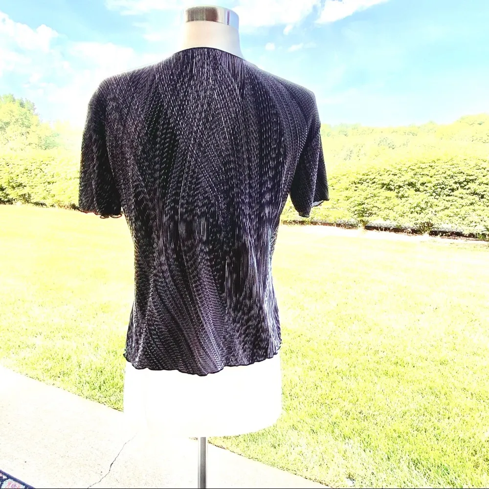 Kasper Pleated Top Black - Image 8