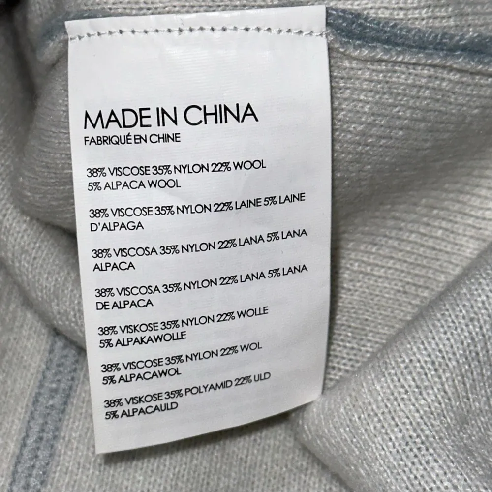 Club Monaco Women’s XS Light Blue Reverse Cream Viscose Wool Alpaca Knit Sweater - Image 6