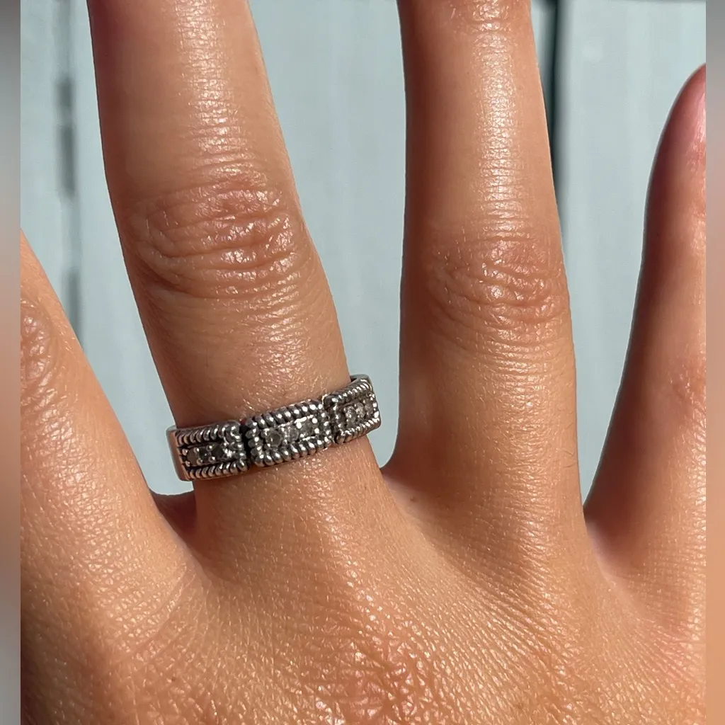 Vintage 925 Silver ring band size 7 signed by designer SJ - Image 2