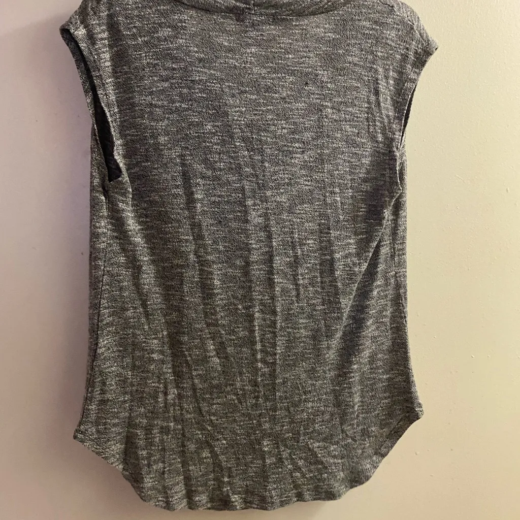 Bar III Womens Top Tee T Shirt Blouse M Medium Bust 50” Gray & White Cowl Neck - Image 5