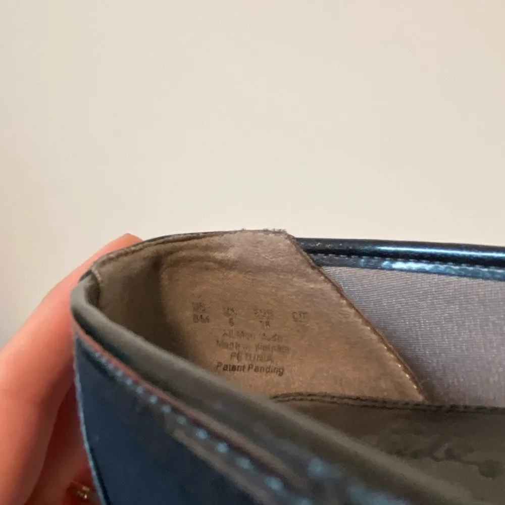 Life Stride Soft System women’s Petunia navy blue faux leather pump heels size 8 - Image 6