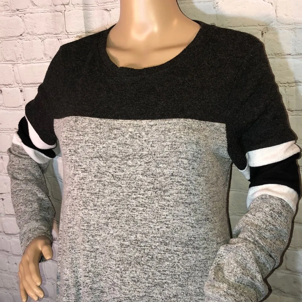 Miss Chievous Color Blocked Twist Front Pullover M - Image 3