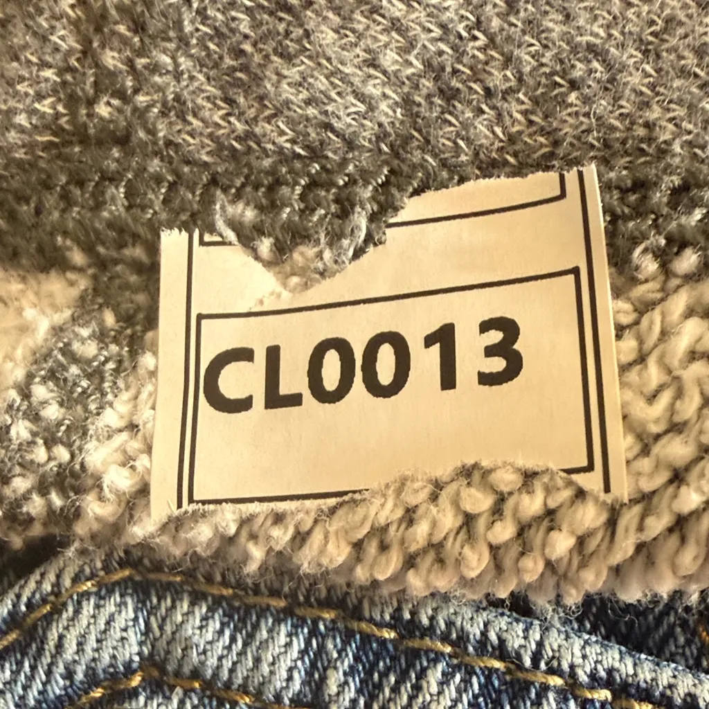 American Eagle Outfitters Blue Denim Jacket with Gray Sleeves - Image 6