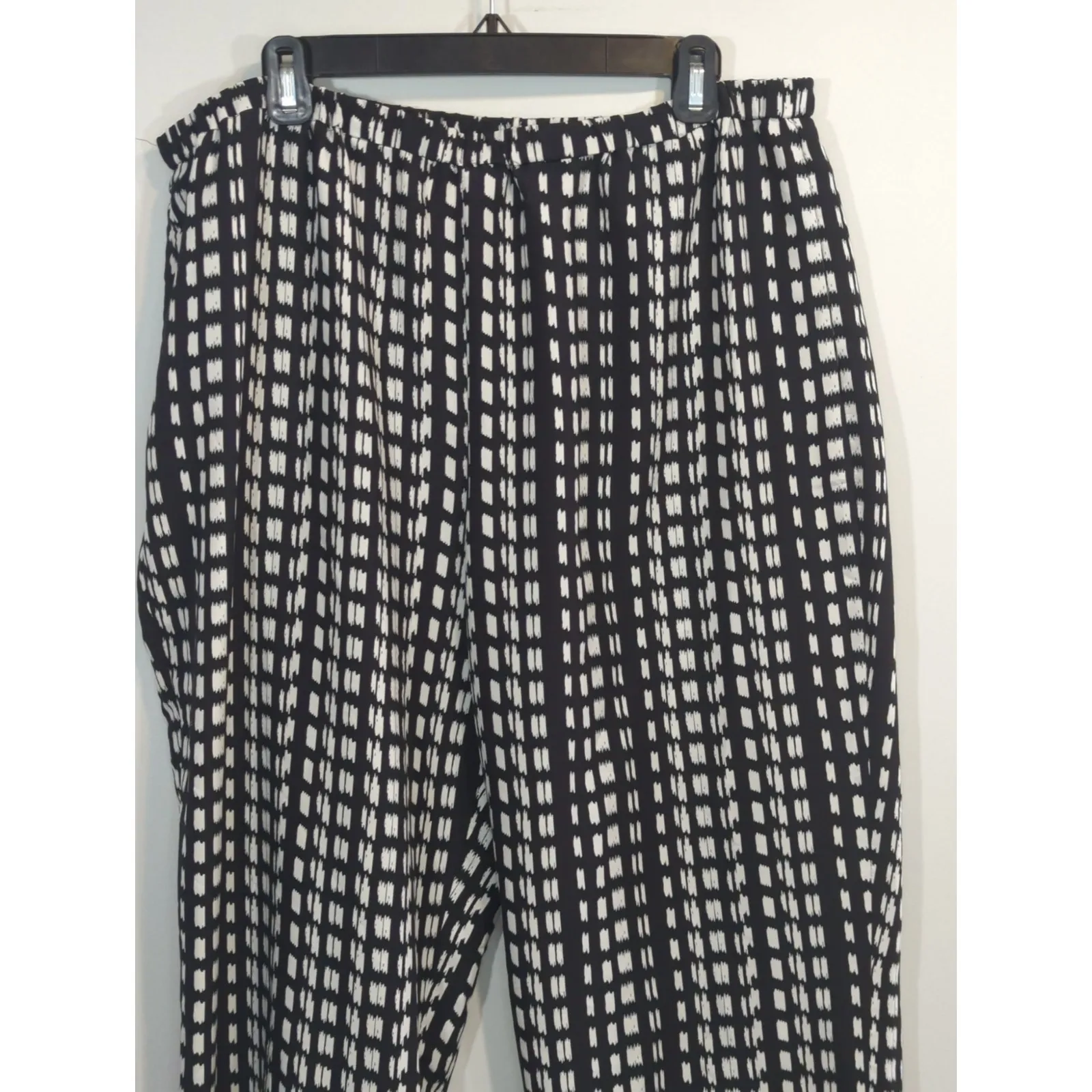 Vince Camuto Black & White Abstract Prints Pants Women's XL Bohemian Lagenlook - Image 2