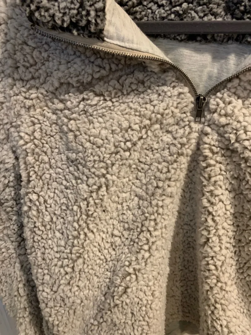 Thread and Supply Sherpa Pull Over - Image 2