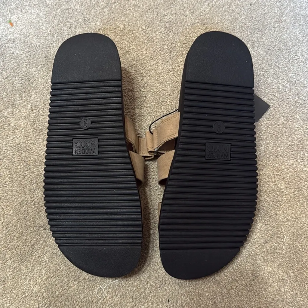 Madden NYC Brown Slides Size 9 - Image 4