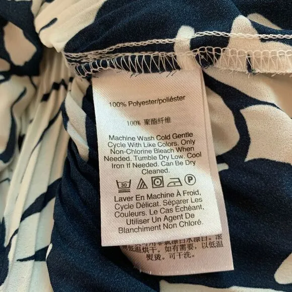 DKNY Women's‎ Floral Pleated High Tie Neck Sleeveless Blouse Navy Size Large - Image 5