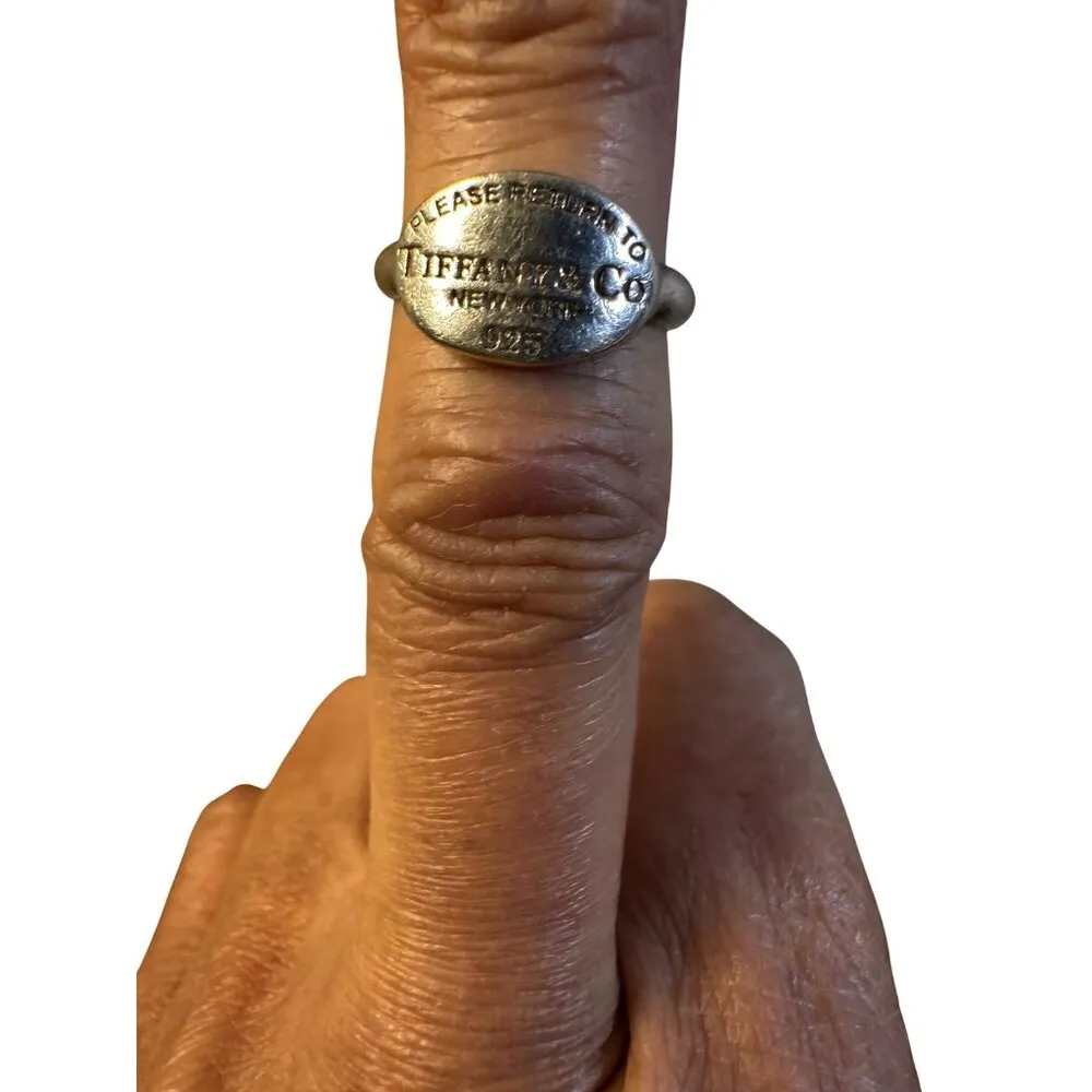 Tiffany & Co Size 6  Sterling Silver 925 Return To Tiffany New York Ring Oval - Image 4