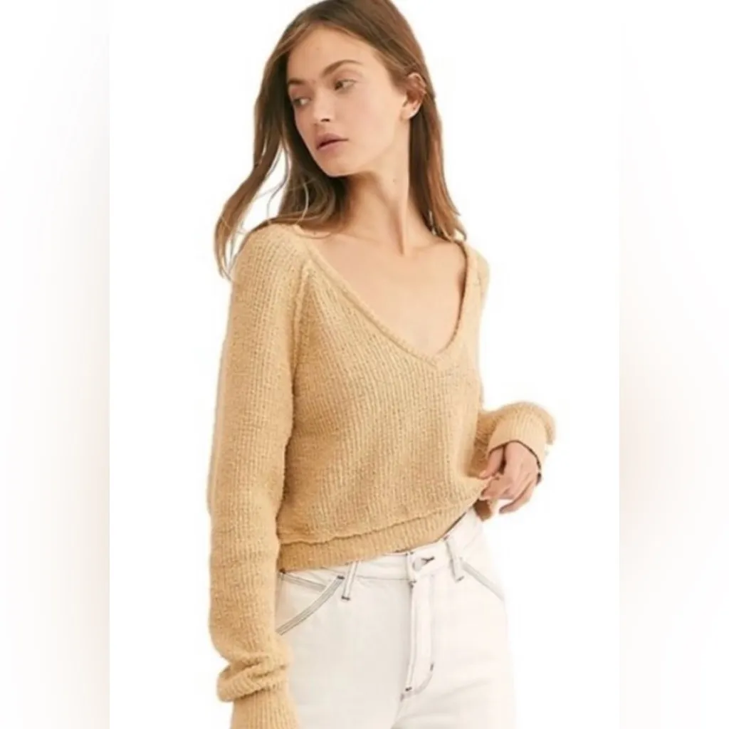 Free People V-Neck High Low‎ Slouchy Cropped Textured Knit Sweater Camel Size XS - Image 2