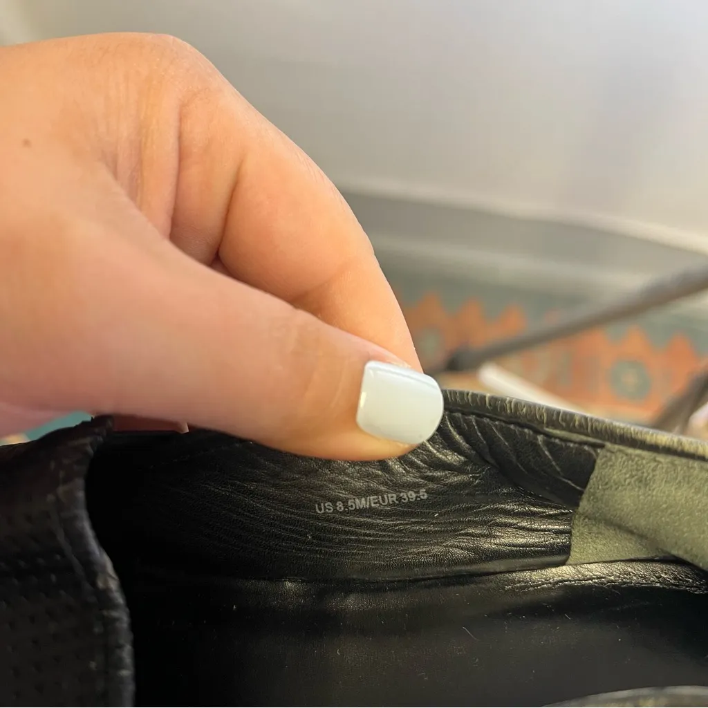 Vince | Size 8.5 Black Flats with Elastic Panels and‎ White Sole - Image 6