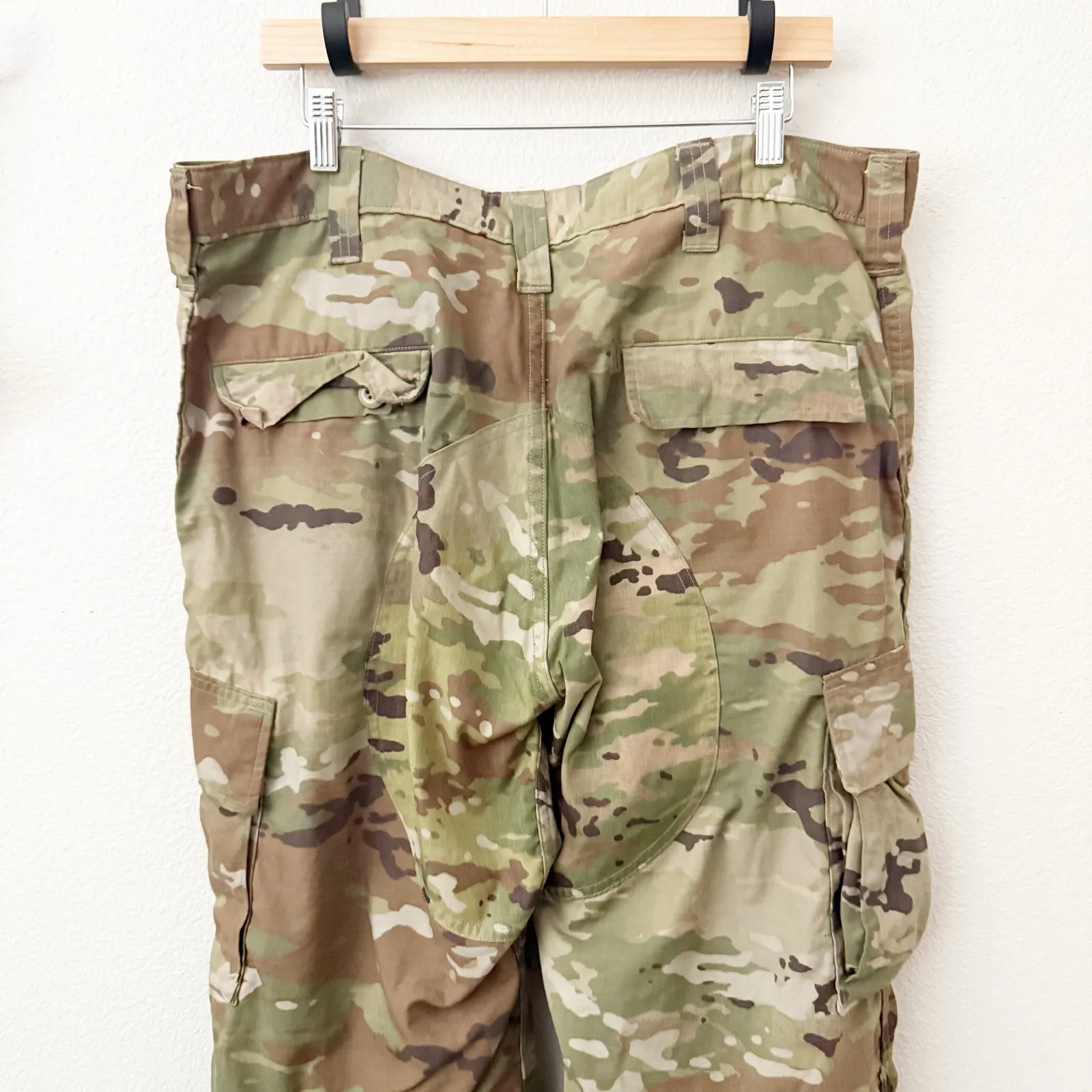 MILITARY | Vintage Camouflage Camo Pants Cargo Army Tie Unisex | Large Long Green - Image 5