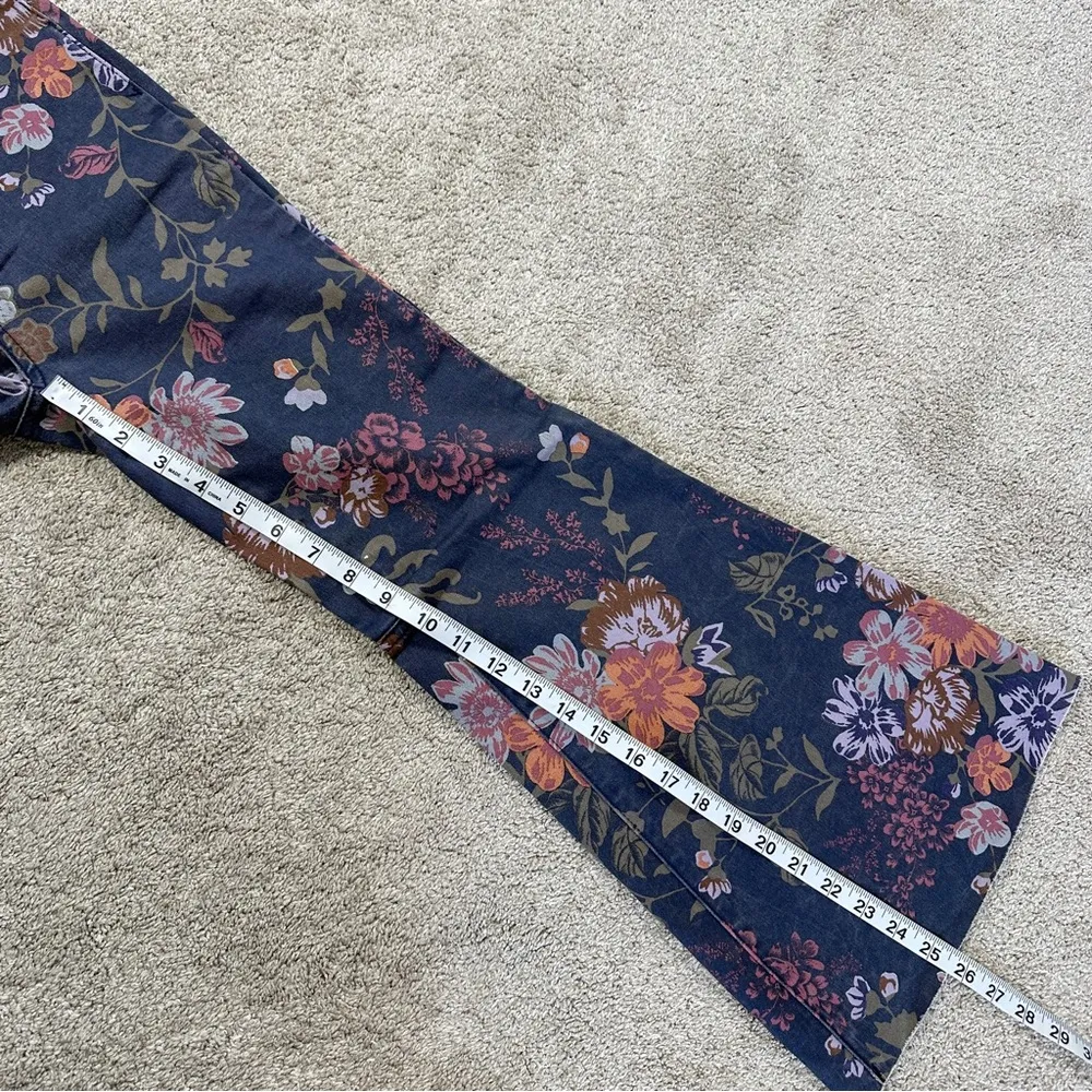 We The Free Women’s Youthquake Printed Crop Flare Pants Jeans Multicolor 25 - Image 14