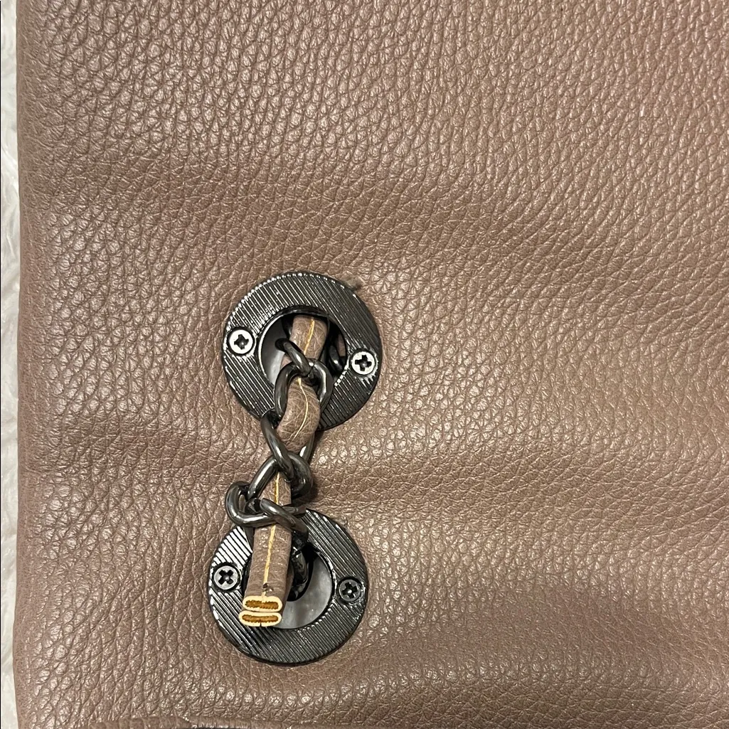 Aldo Taupe Quilted Shoulder Bag - Image 13