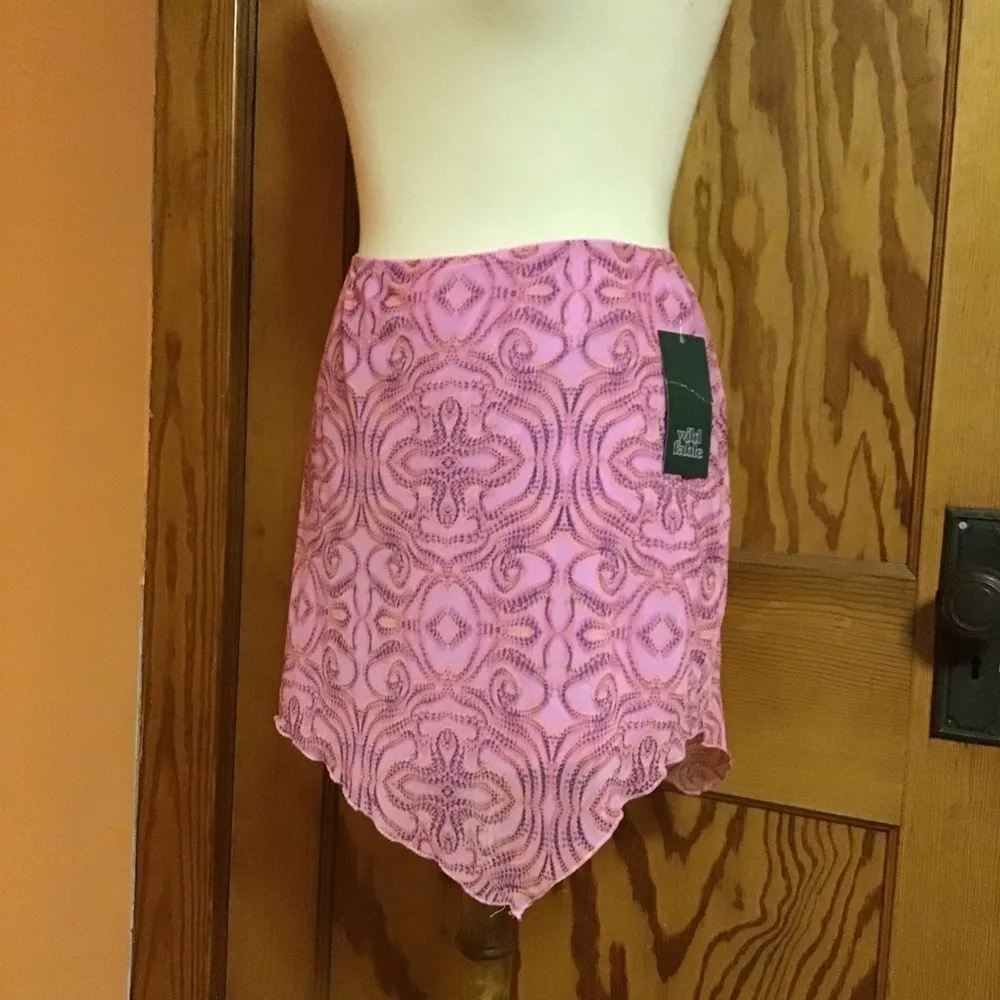 Wild Fable NWT bright asymmetrical pink mini skirt - Image 6