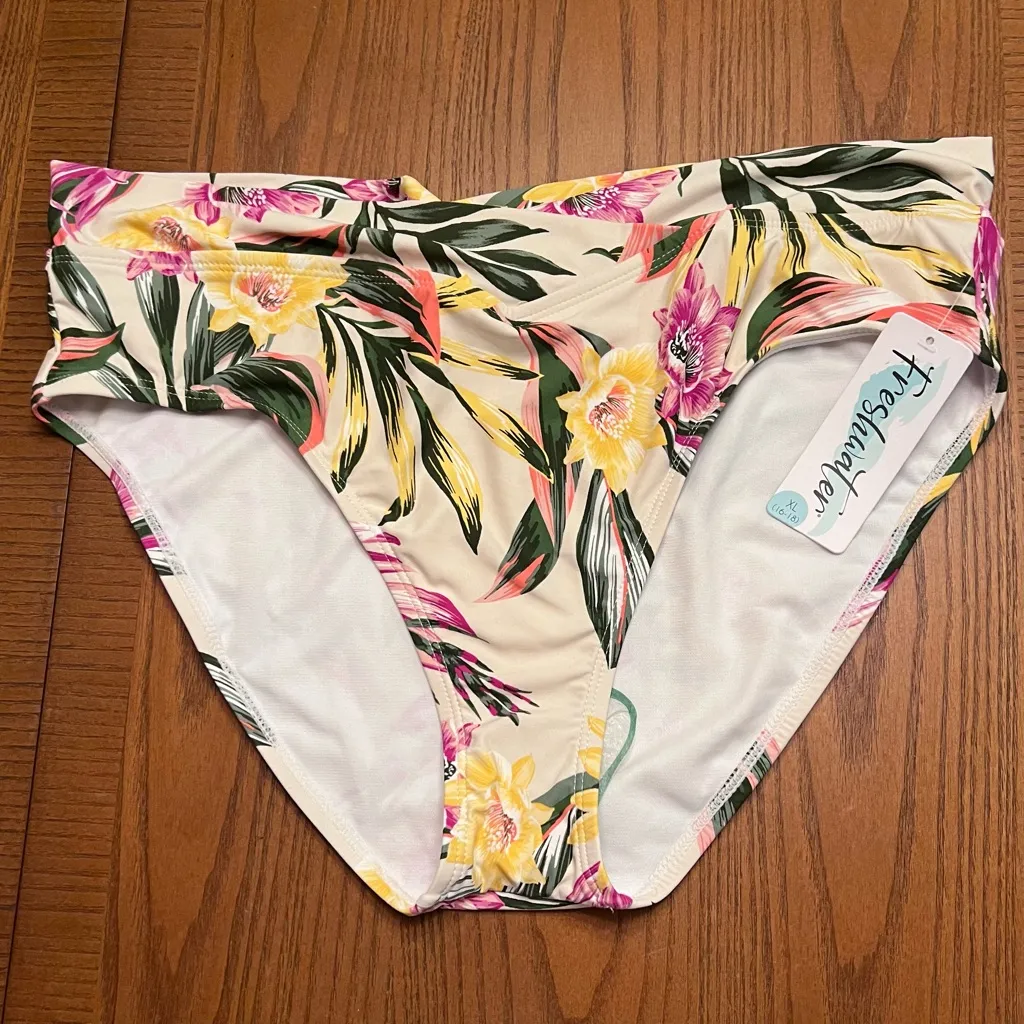 Freshwater Cabana Underwire Longline‎ Swim Top & High - Image 8