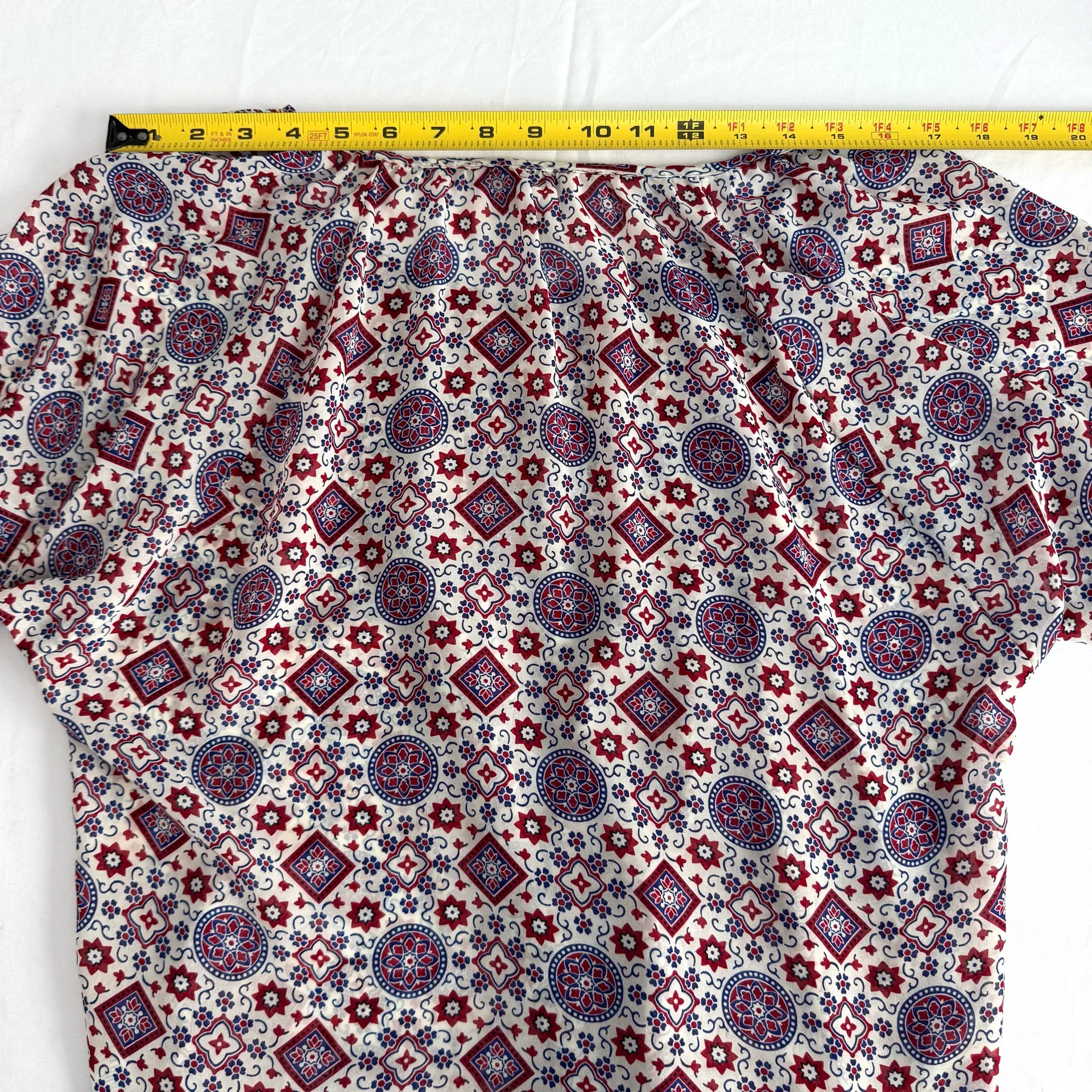 Forever 21 Paisley Blouse Red White Blue Sheer Top Size Small - Image 6