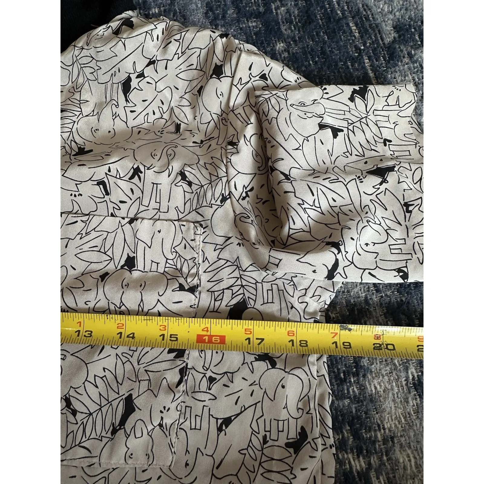 Vintage Russ Blouse Elephant Print Short Sleeve Button Up USA Made Small Petite - Image 9