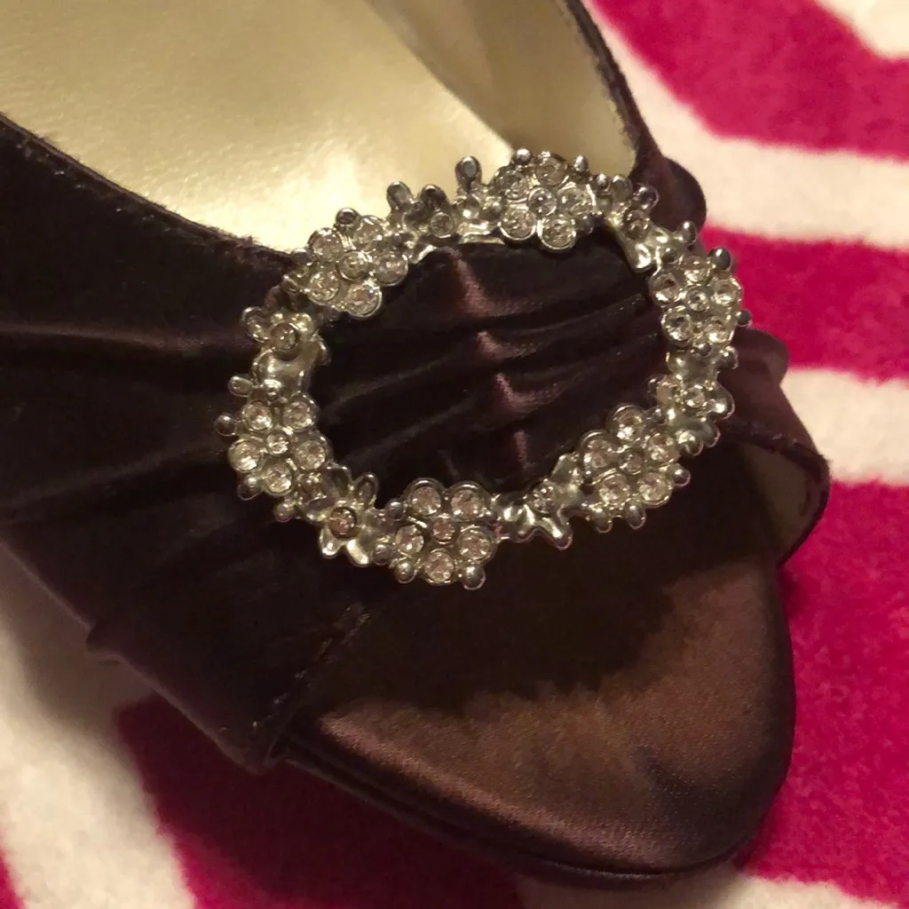 Michaelangelo Size 7.5  chocolate brown heels - Image 2