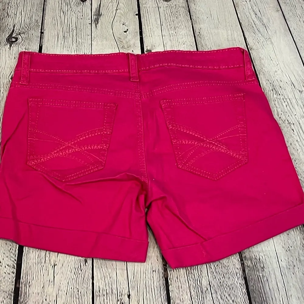 REIGN Jean Shorts Distressed Hot Pink - Image 2